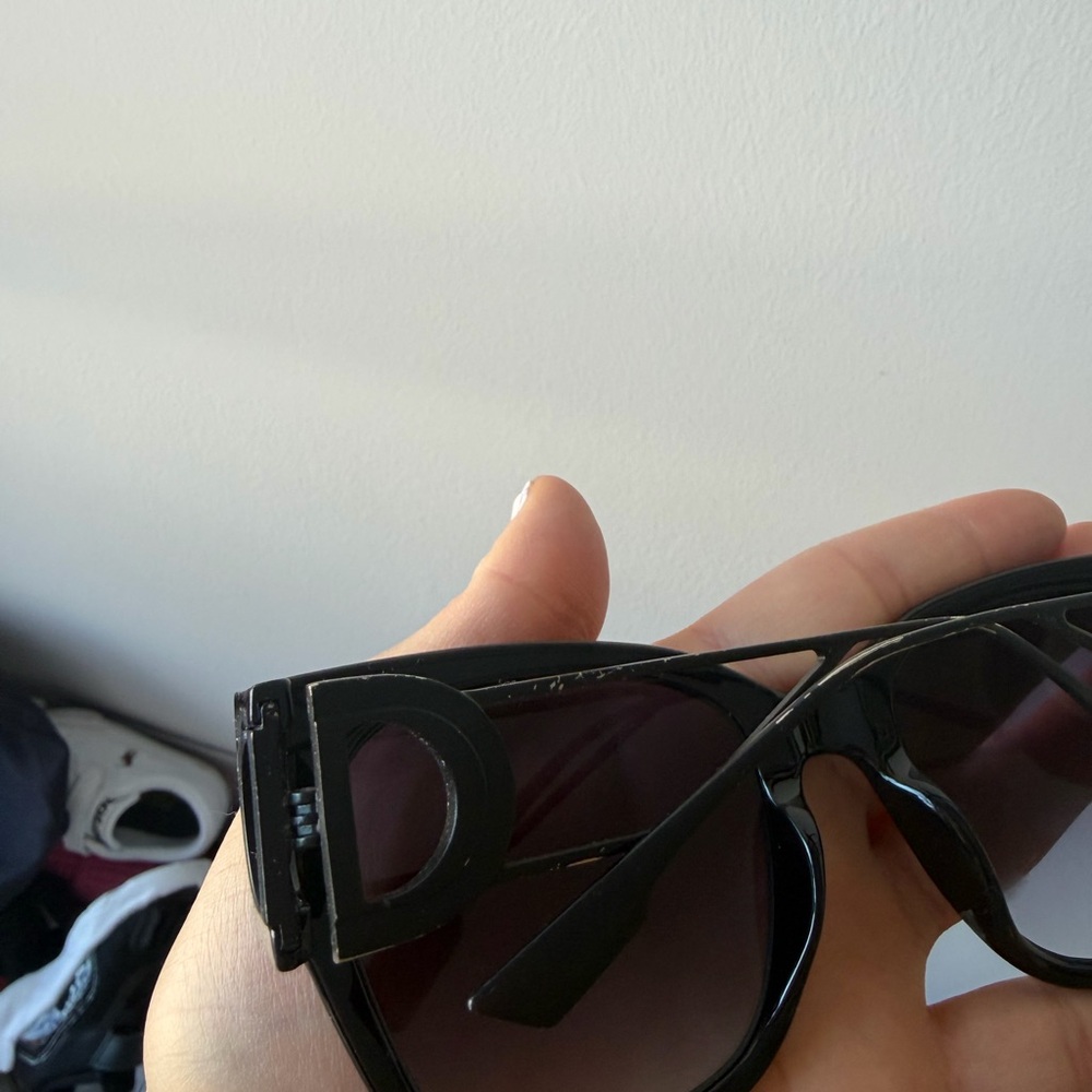 Dior Black Sunglasses - Picture 5 of 8
